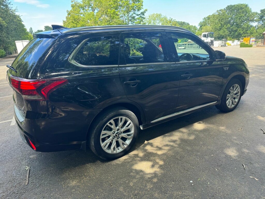 Mitsubishi Outlander 2.0H 12Kwh 4H Cvt 4Wd Euro 6 Ss WT17NVD Black #6