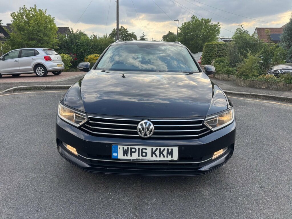 Volkswagen Passat 2.0 Tdi Bluemotion Tech Se Business Dsg Euro 6 S Black #4