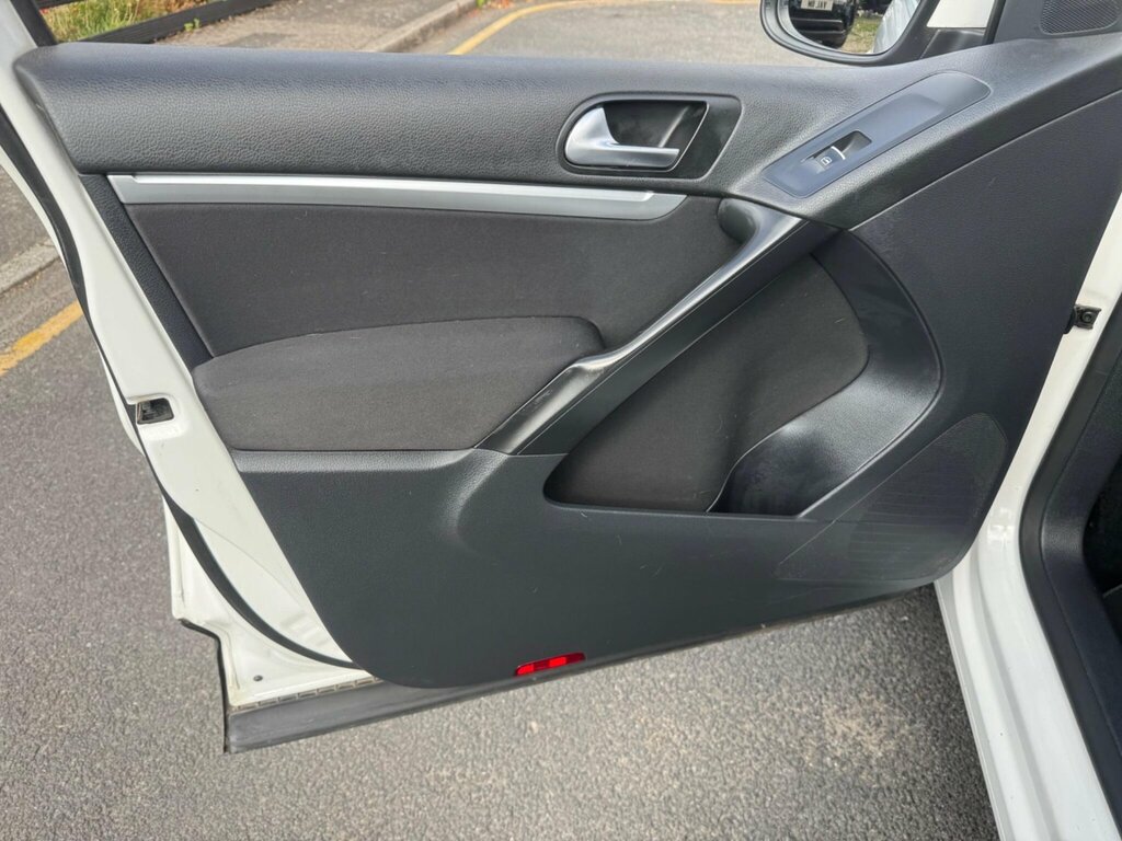 Volkswagen Tiguan Tdi Bluemotion Tech S Grey #16