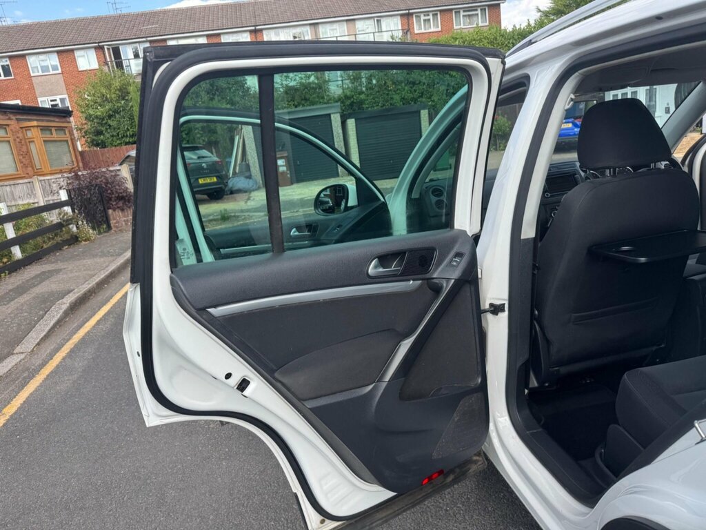 Volkswagen Tiguan Tdi Bluemotion Tech S Grey #17