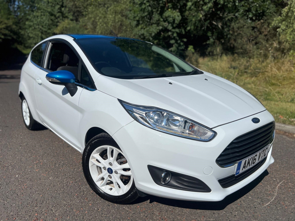 Ford Fiesta 1.0T Ecoboost Zetec White Edition Euro 6 Ss White
