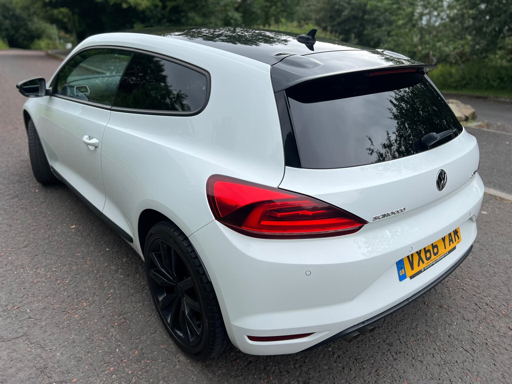 Volkswagen Scirocco 2.0 Tdi Bluemotion Tech Gt Black Edition Dsg Euro White #4