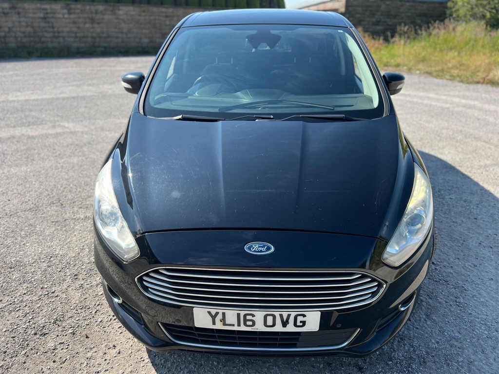 Ford S-Max 2.0 Tdci Titanium Euro 6 Ss YL16OVG #2