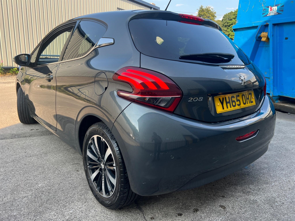 Peugeot 208 1.2 Puretech Allure Euro 6 #4