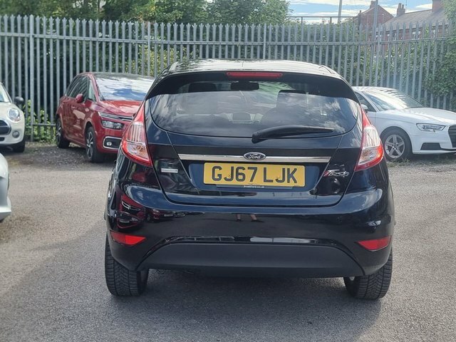 Ford Fiesta 1.0T Ecoboost Titanium Hatchback Black #4