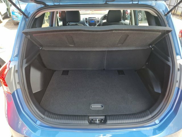 Hyundai Ix20 1.6 Active Hatchback Euro 5 123 B Blue #20