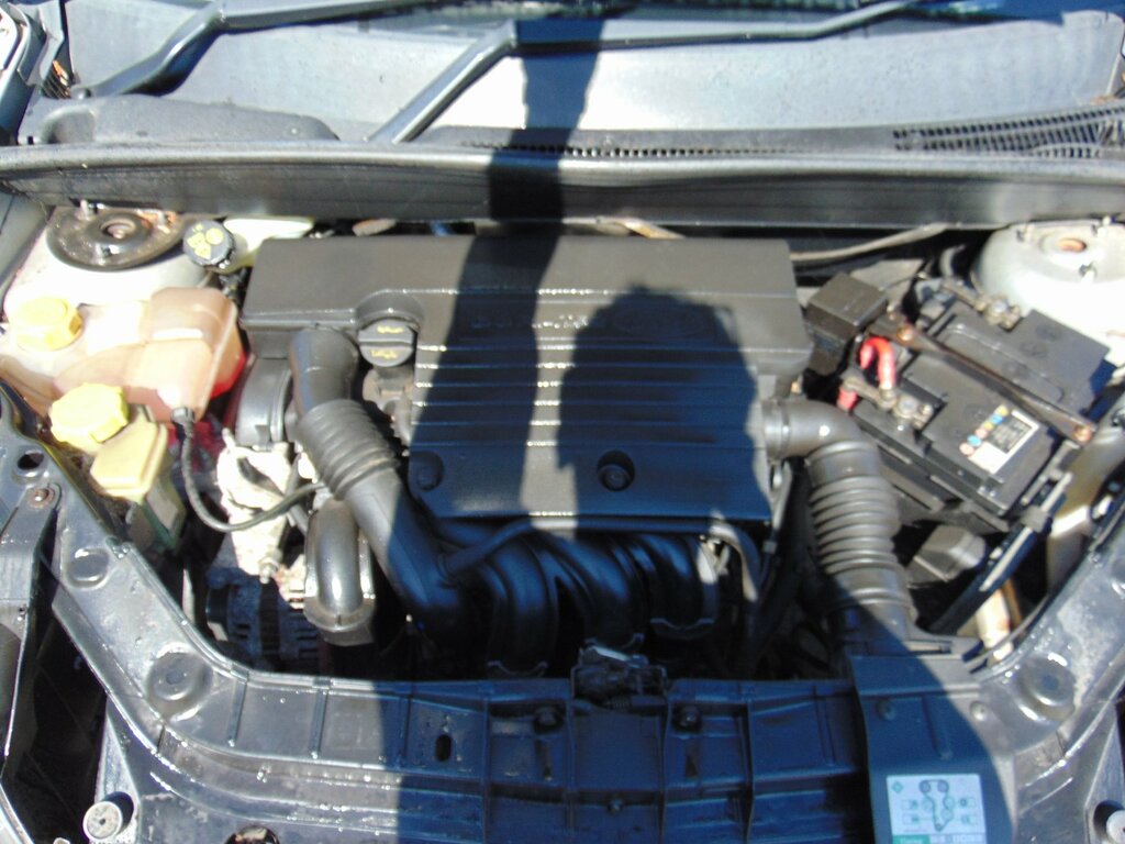 Ford Fusion 1.6 Zetec Hatchback 179 Gkm Silver #6