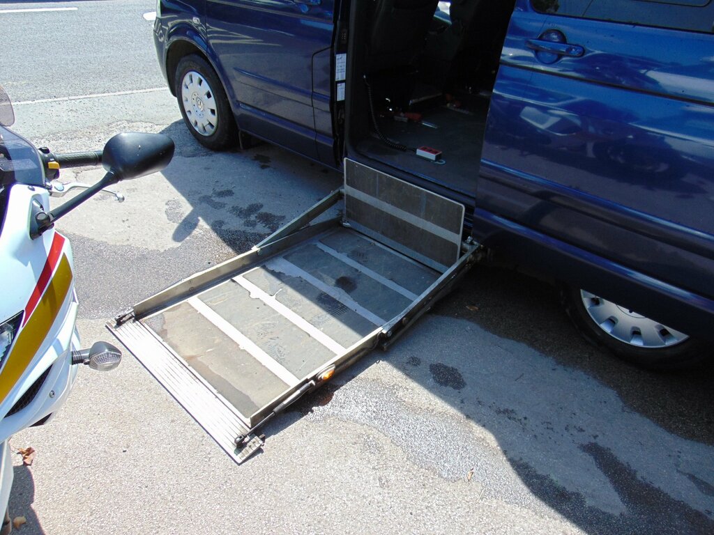 Volkswagen Caravelle Se Tdi 130 E4 Green #7