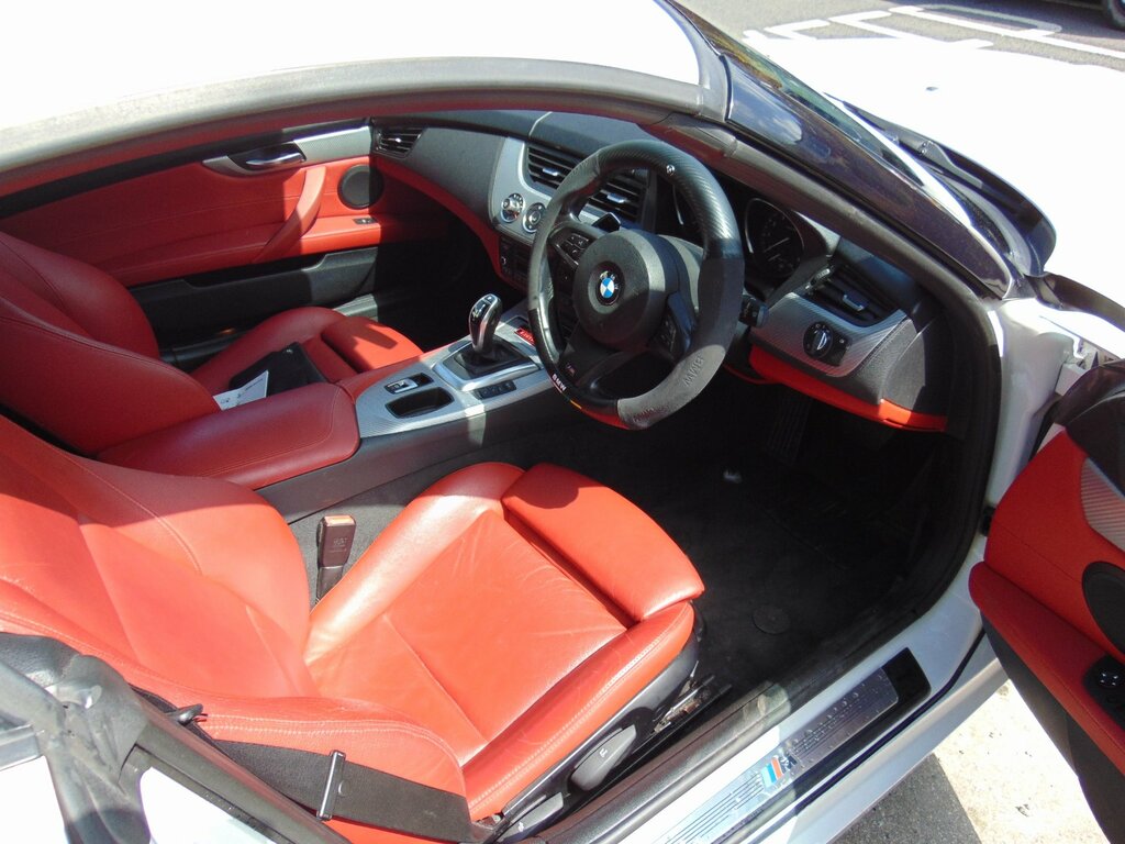 BMW Z4 2.0 20I M Sport Convertible Sdrive White #4