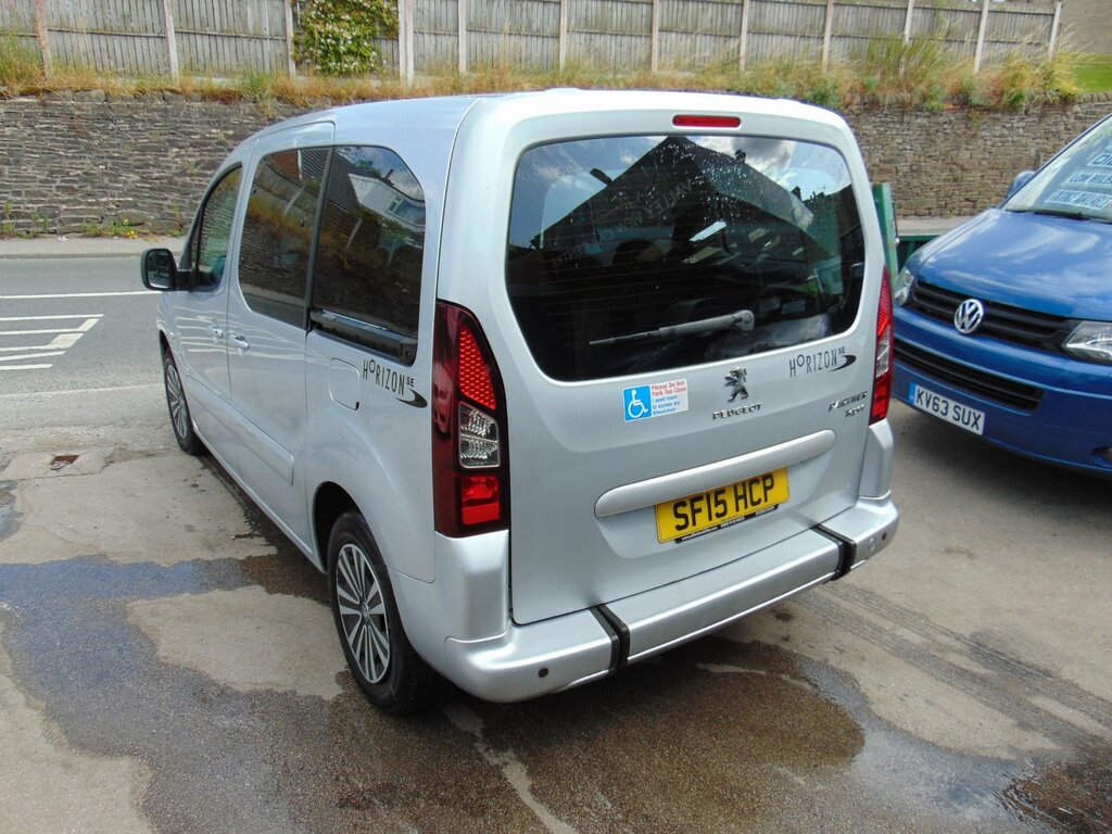 Peugeot Partner Tepee 1.6 Hdi Tepee S Mpv 135 Gkm, 9 Silver #3