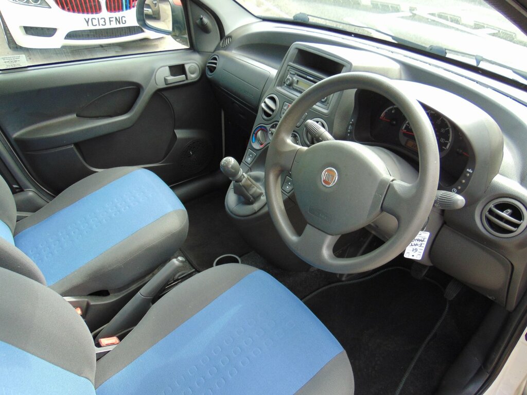 Fiat Panda 1.2 Active Hatchback 113 Gkm, White #4