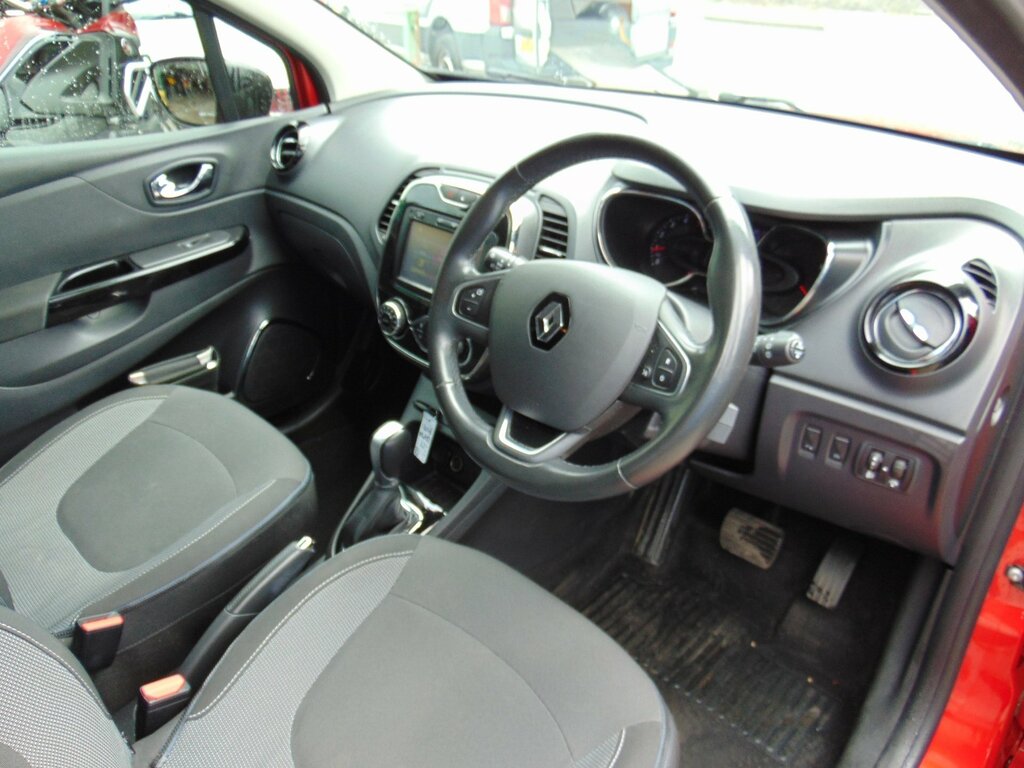 Renault Captur 1.5 Dci Energy Dynamique S Nav Suv Red #5