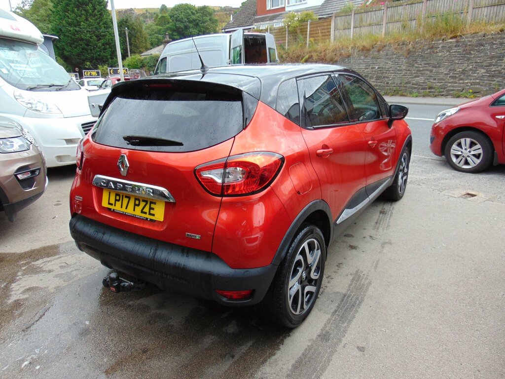 Renault Captur 1.5 Dci Energy Dynamique S Nav Suv Red #4