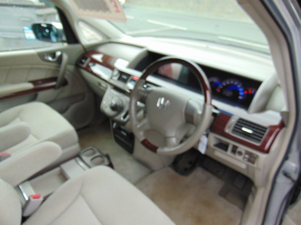 Honda Elysion Campervan Silver #5