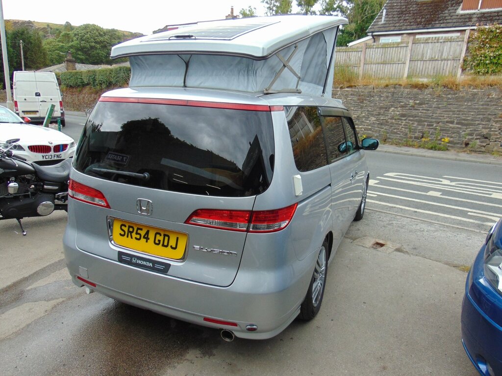 Honda Elysion Campervan Silver #4