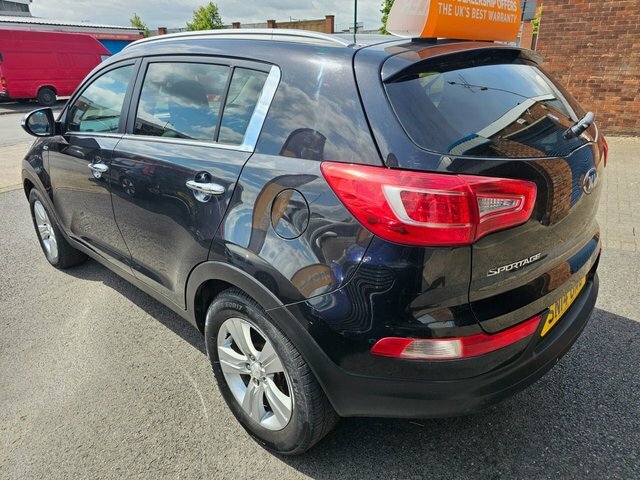 Kia Sportage 2014 2.0 Crdi Kx-2 Suv Awd Euro 5 Black #3