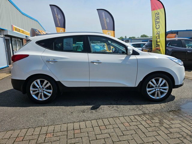 Hyundai Ix35 2011 2.0 Crdi Premium Suv 4Wd Euro White #5