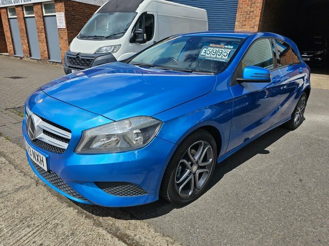 Mercedes-Benz A Class 2013 1.5 A180 Cdi Blueefficiency Sport Hatchback 5 Blue #2