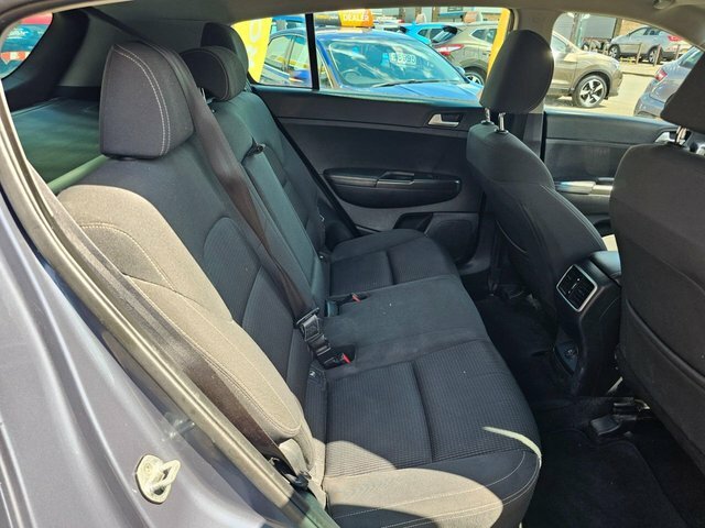 Kia Sportage 2016 1.7 Crdi 2 Suv Euro 6 Ss Blue #6