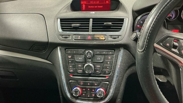 Vauxhall Mokka White #10