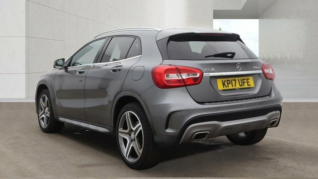 Mercedes-Benz GLA Class 2017 2.1 Gla220d Amg Line Suv 7G-dct 4M Grey #3