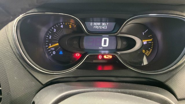 Renault Captur Captur Signature Energy Dci Ss Black #12