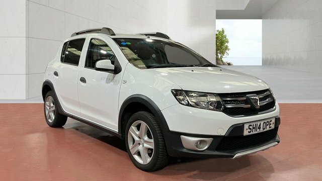 Dacia Sandero Stepway 2014 0.9 Tce Laureate Hatchback White