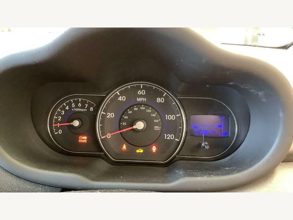 Hyundai I10 1.2 Classic Euro 5 Red #10