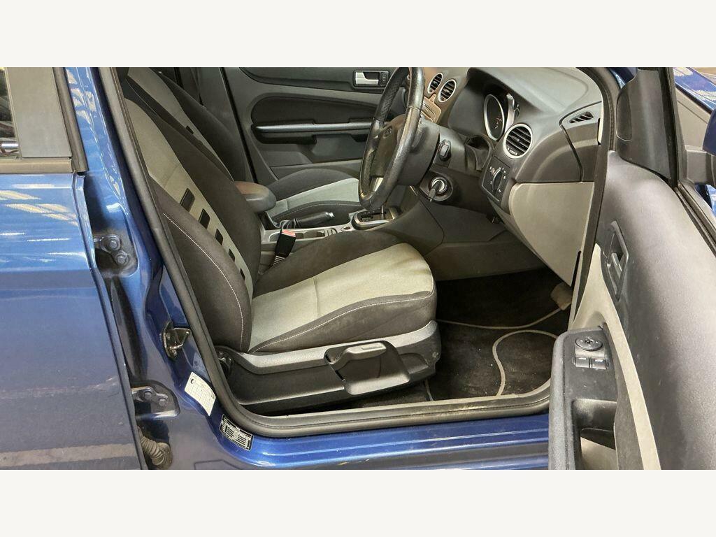 Ford Focus 1.6 Zetec Blue #2