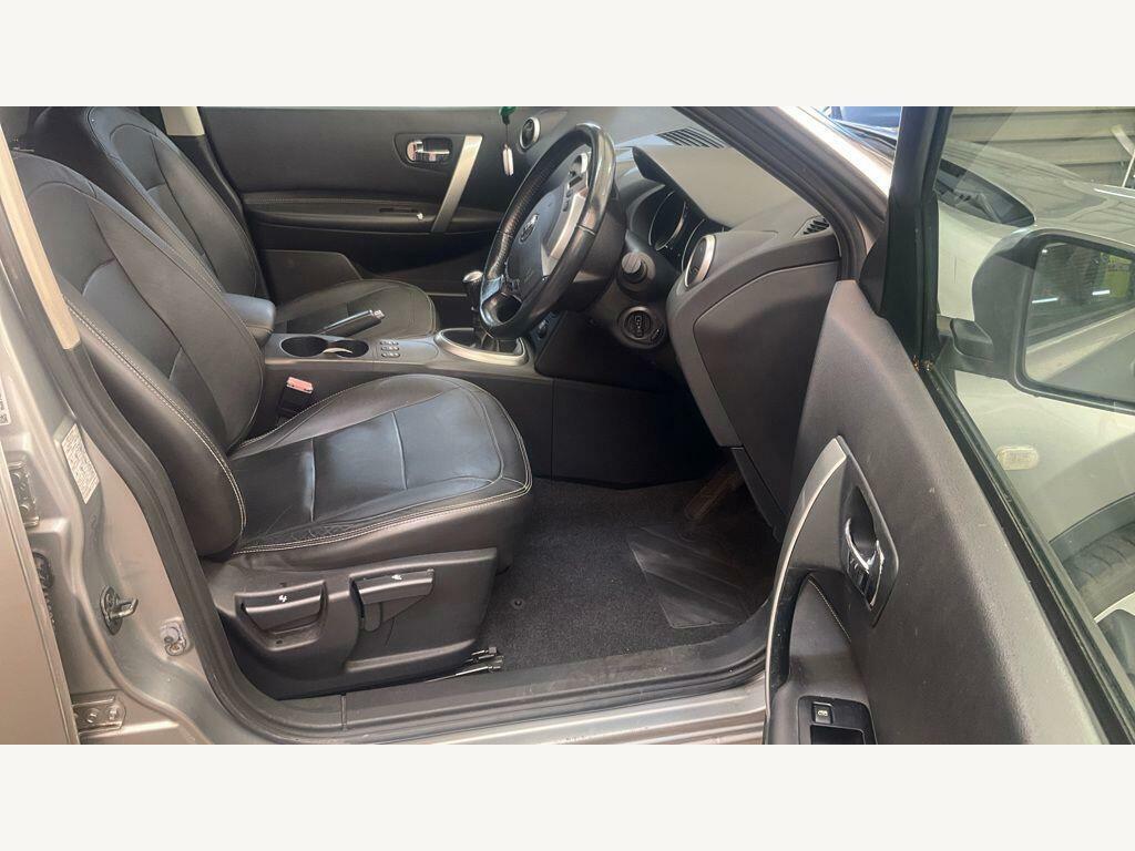 Nissan Qashqai 1.5 Dci Tekna 2Wd Silver #2