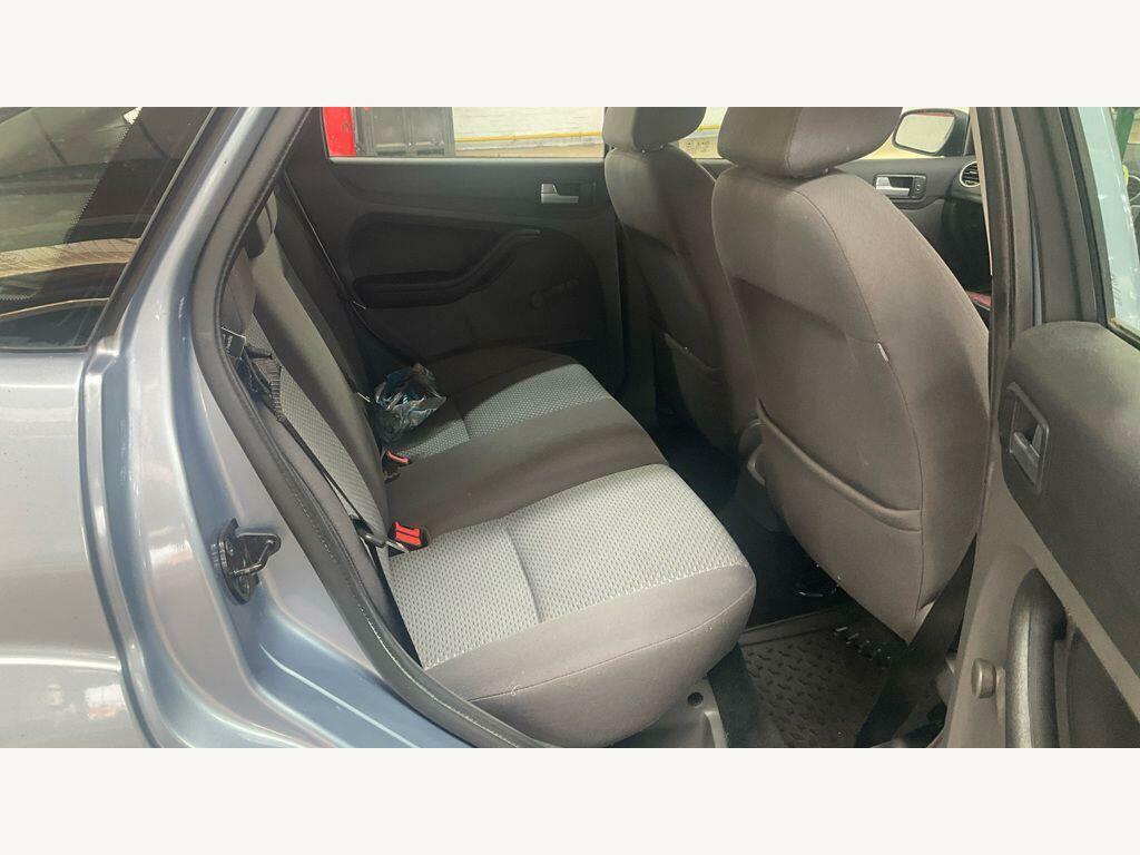 Ford Focus 1.6 Zetec Climate Blue #10