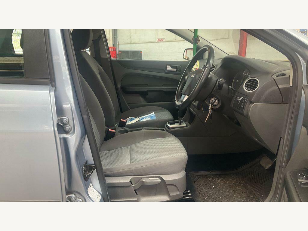 Ford Focus 1.6 Zetec Climate Blue #2
