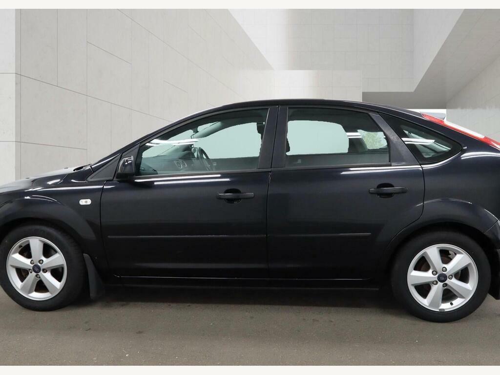 Ford Focus 1.6 Zetec 100 Bhp Blue #8