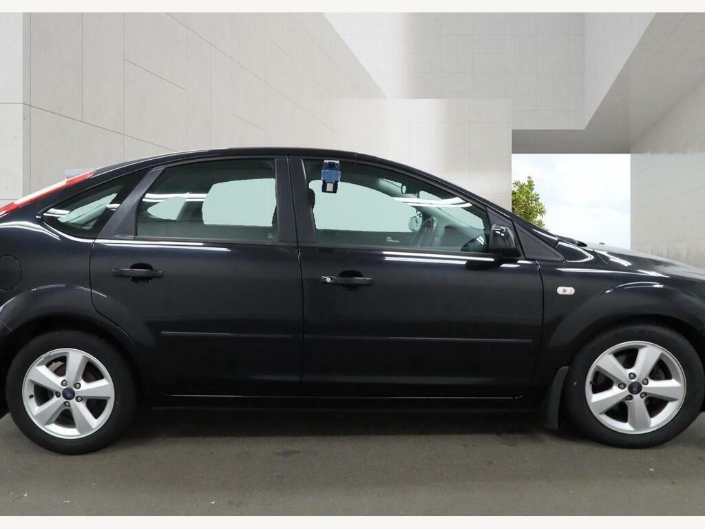 Ford Focus 1.6 Zetec 100 Bhp Blue #7