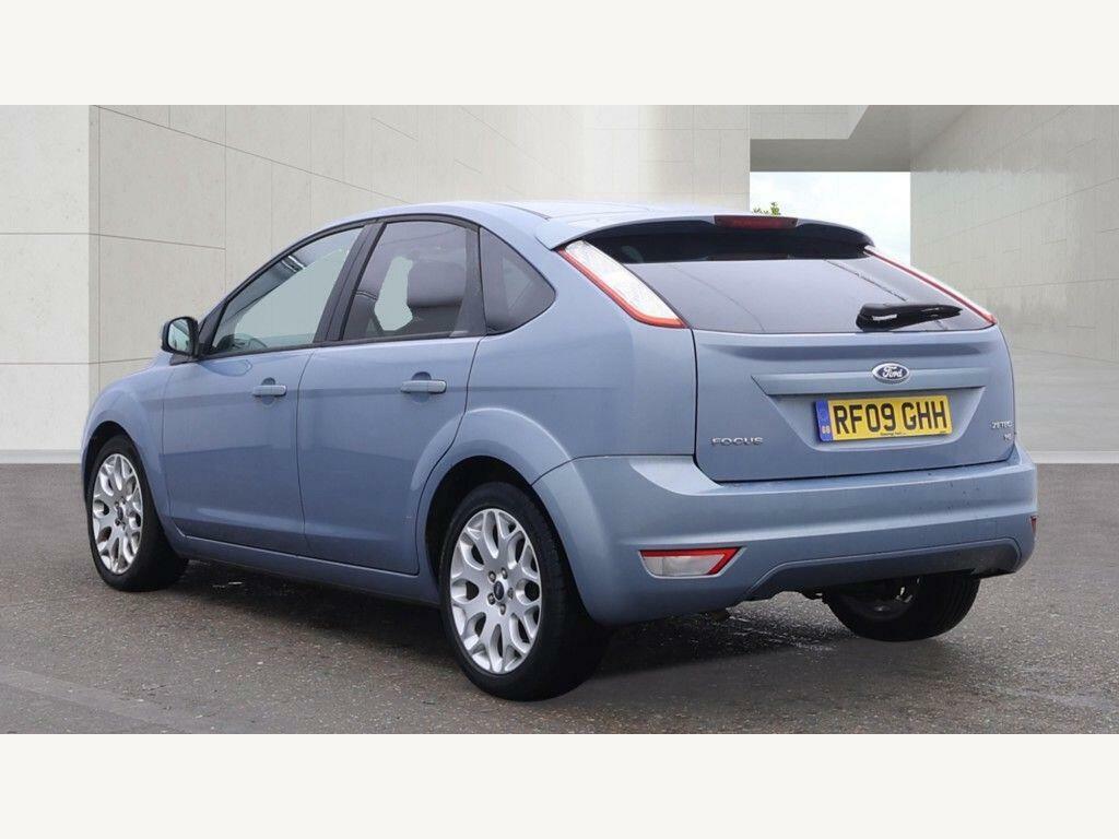 Ford Focus 1.8L Zetec S Tdci 114 Bhp Red #3