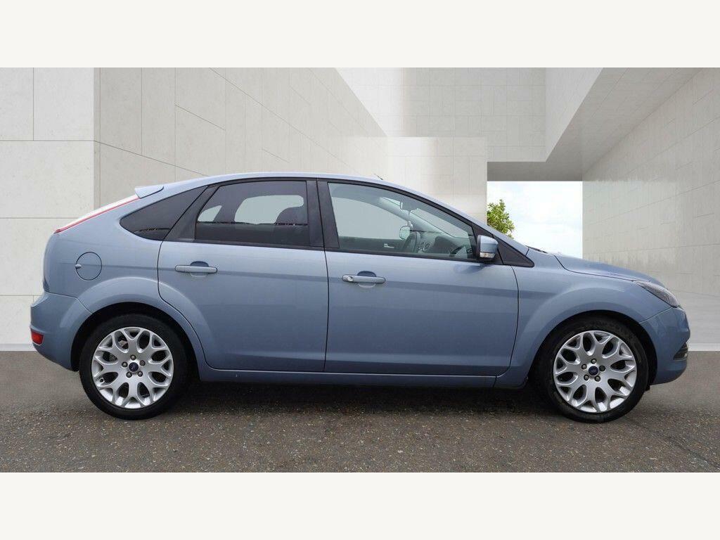 Ford Focus 1.8L Zetec S Tdci 114 Bhp Red #5