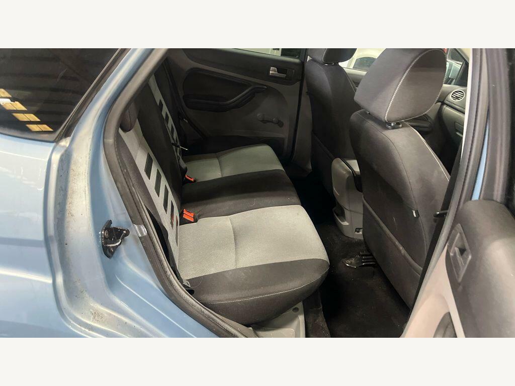 Ford Focus 1.8L Zetec S Tdci 114 Bhp Red #2