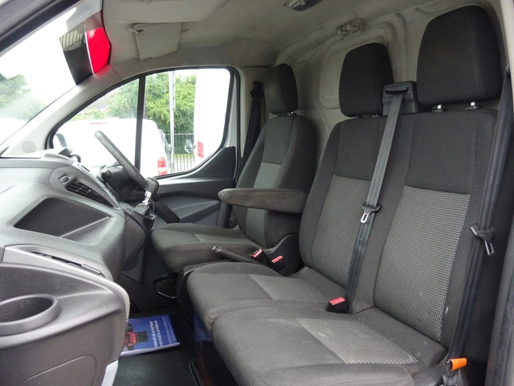 Ford Transit Custom 290 Tdci 125 L1h1 Trend Swb Low Roof Fwd 19161 Black #12