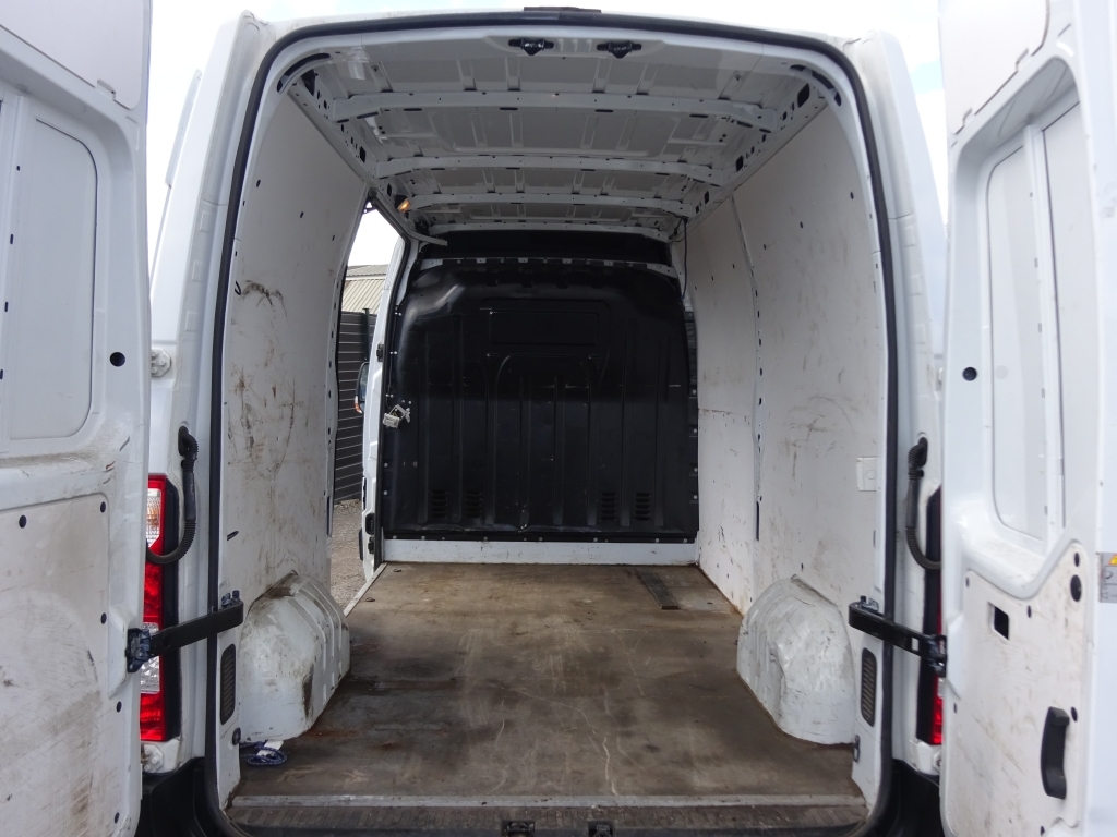 Renault Master 2.3 Dci 35 Business White #15