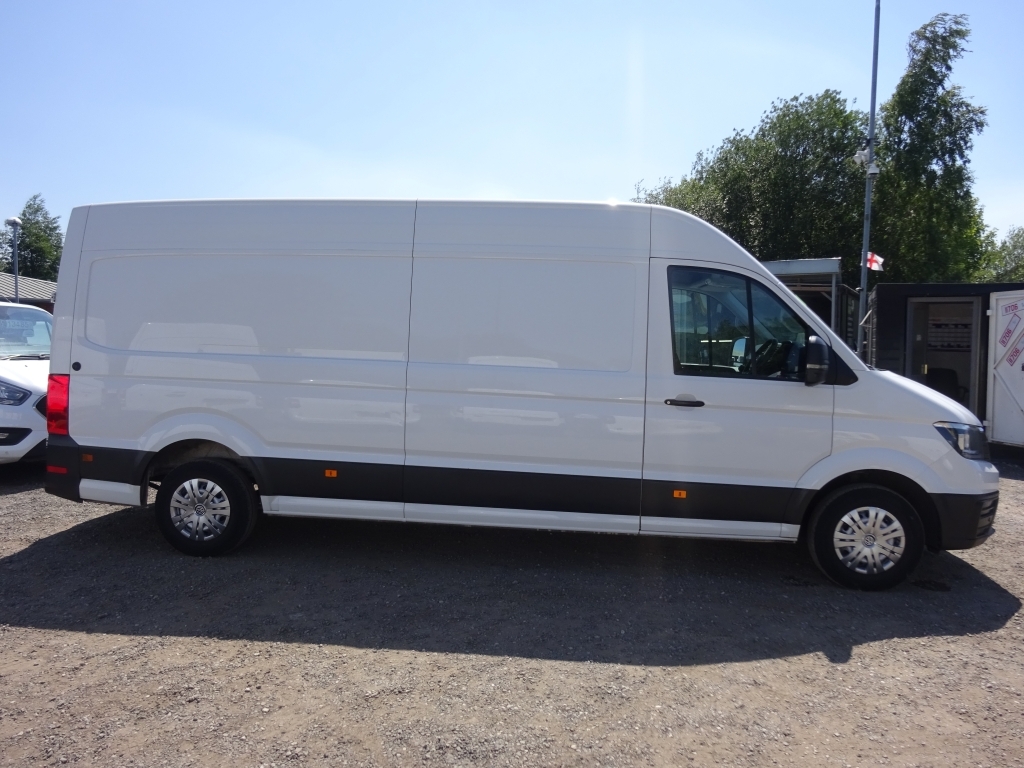 Volkswagen Crafter Panel Van White #8