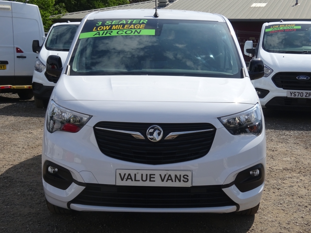 Vauxhall Combo Cargo Pro L1 White #2