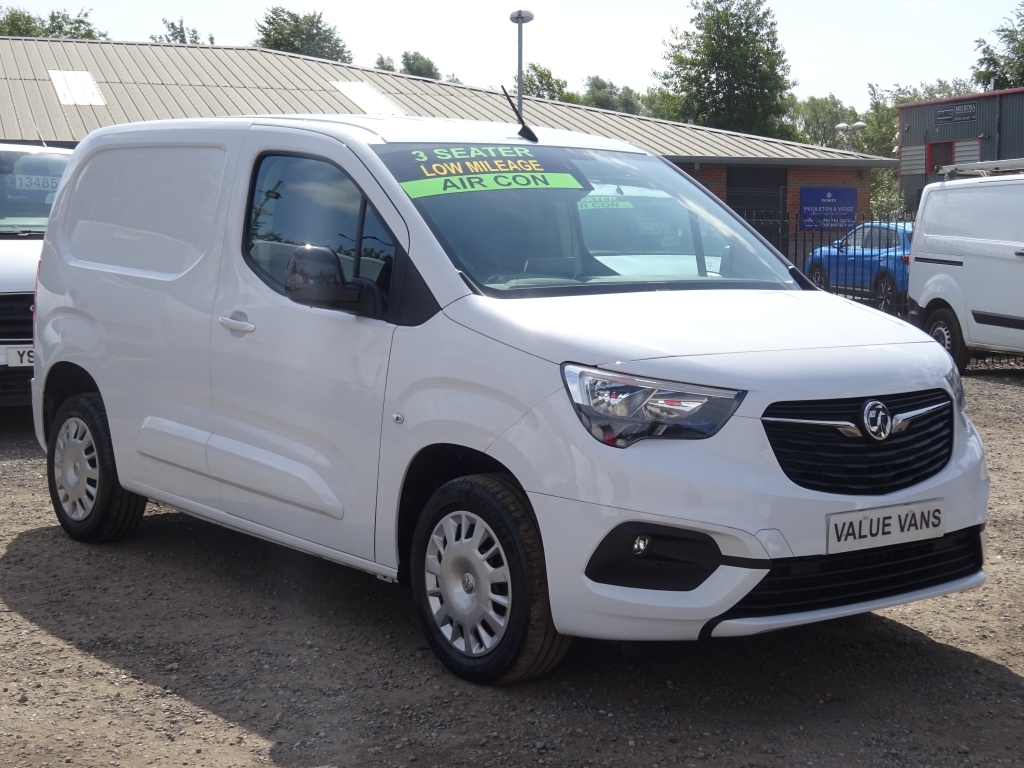 Vauxhall Combo Cargo Pro L1 White #4