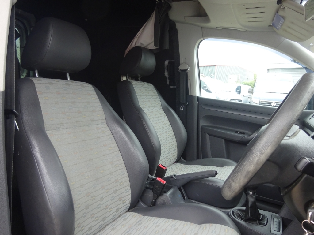 Volkswagen Caddy 1.6 Tdi C20 L1 White #12