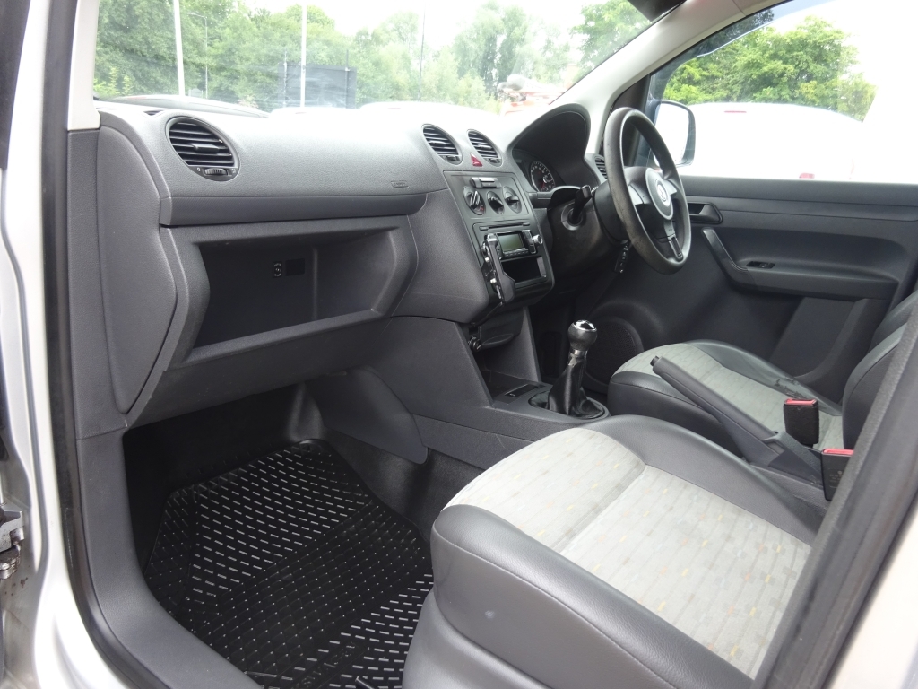 Volkswagen Caddy 1.6 Tdi C20 L1 White #11