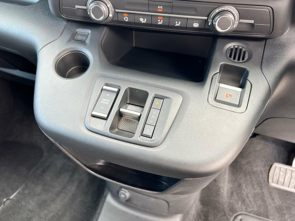Vauxhall Combo-e Life 2024 74 52Kwh  #42