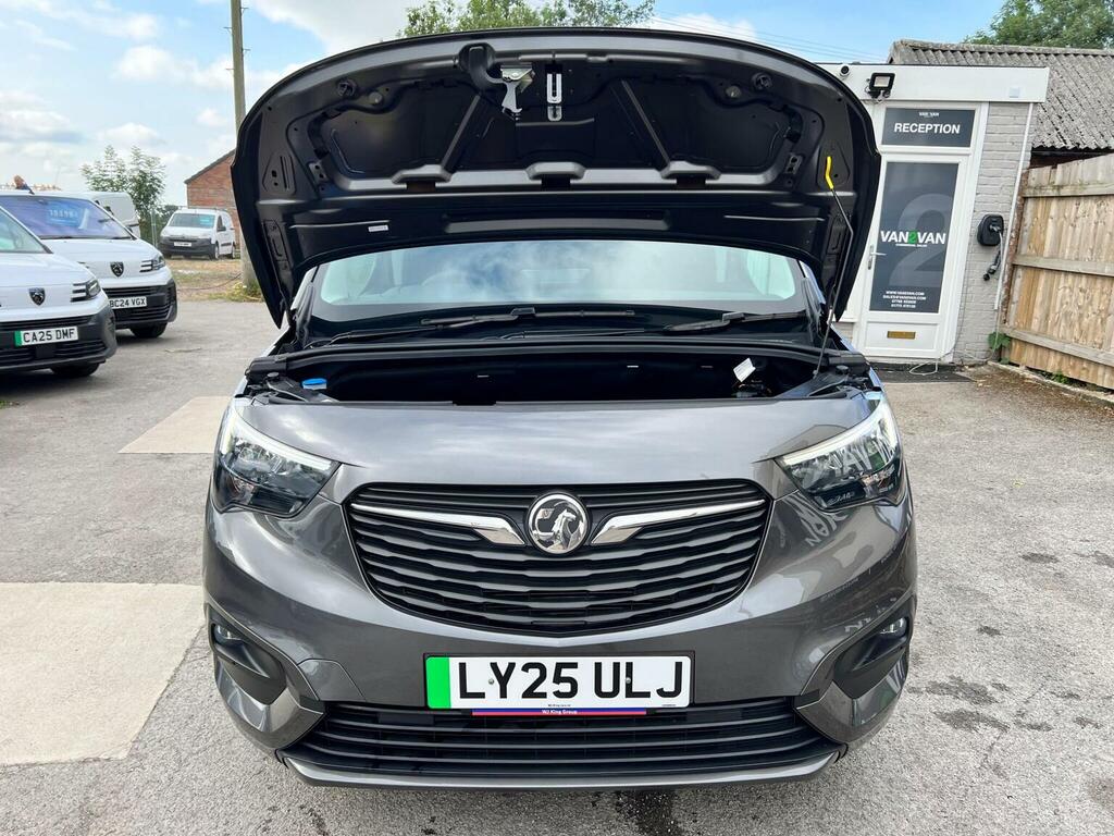 Vauxhall Combo-e Life 2024 74 52Kwh  #14