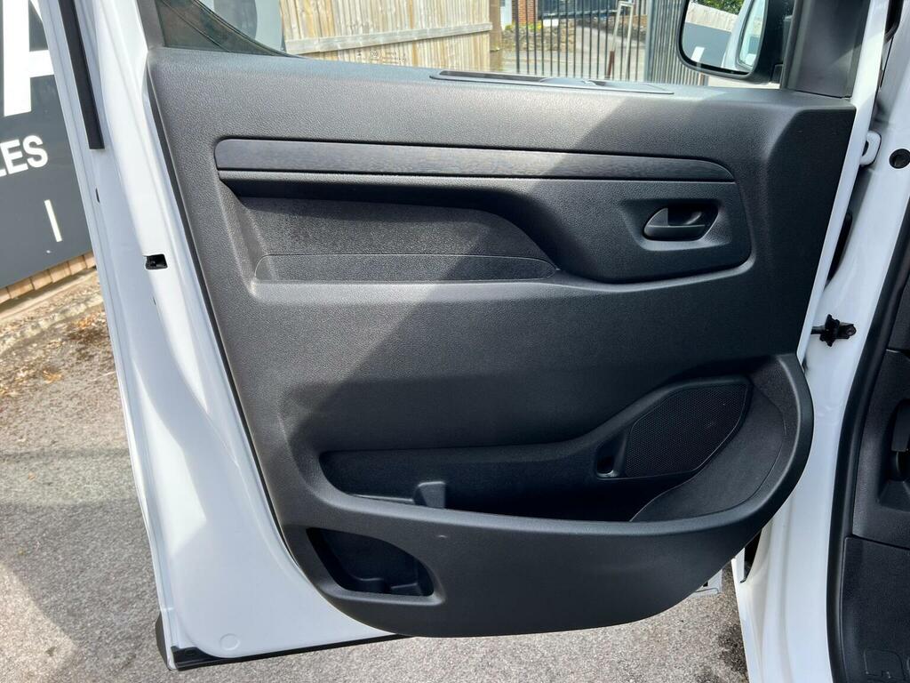 Vauxhall Vivaro 2900 Edition Ss Grey #40