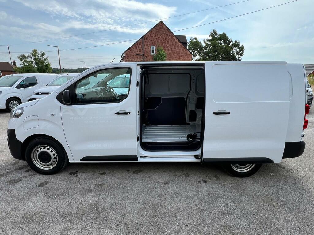 Vauxhall Vivaro Panel Van 3100 50Kwh Prime L2 H1 6Dr 7.4Kw C White #4