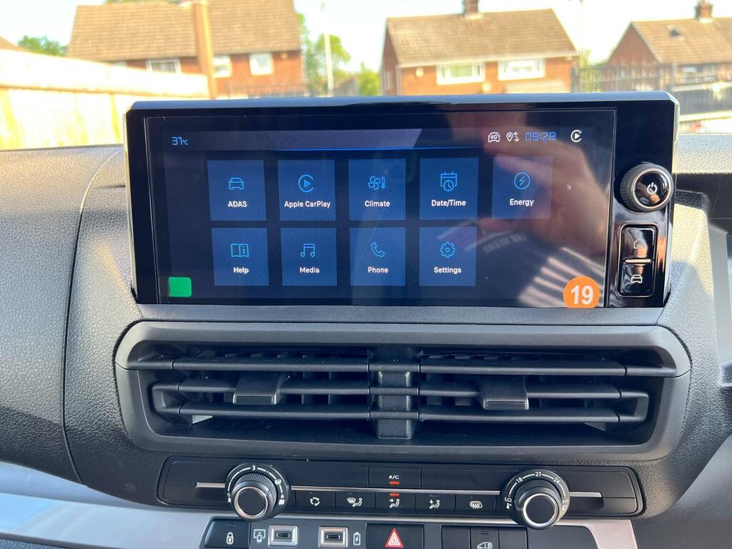 Peugeot E-Expert Panel Van E 1000 75Kwh Professional Long Panel Van #30