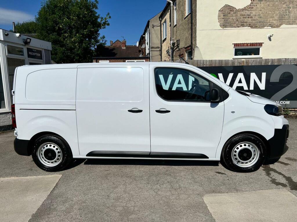 Peugeot E-Expert Panel Van E 1000 75Kwh Professional Long Panel Van #11